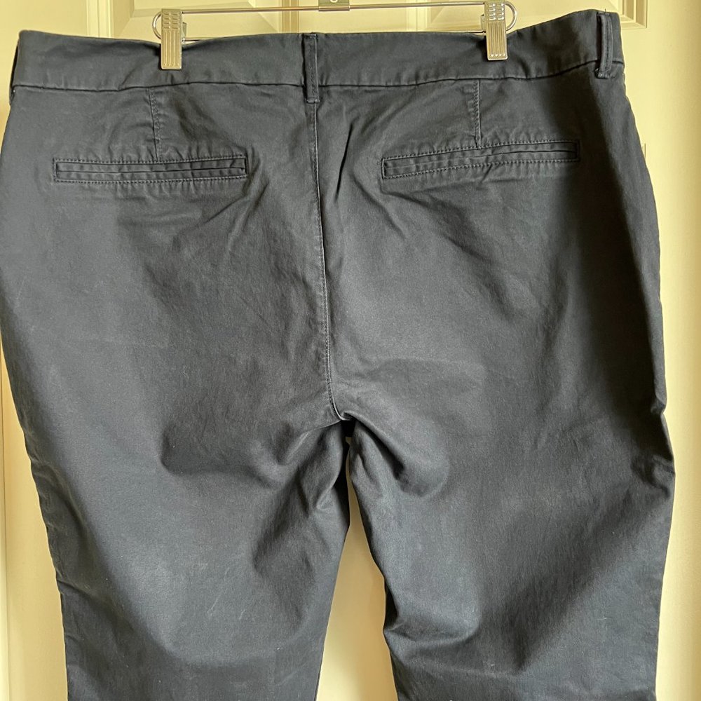 Old Navy Bootcut Khaki Pants - Navy Blue - Size 18 - Picture 5 of 8